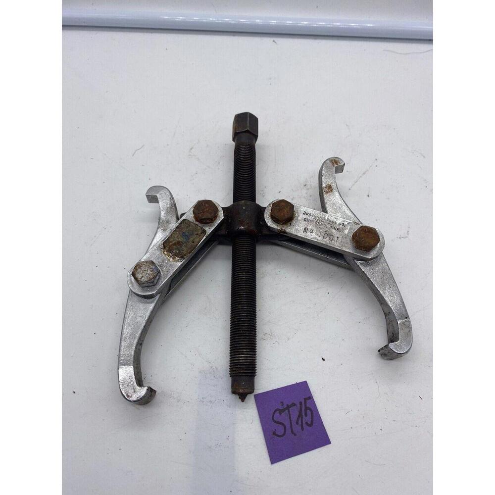 VINTAGE OWATONNA TOOL CO. JAW PULLER No. 1001 USED